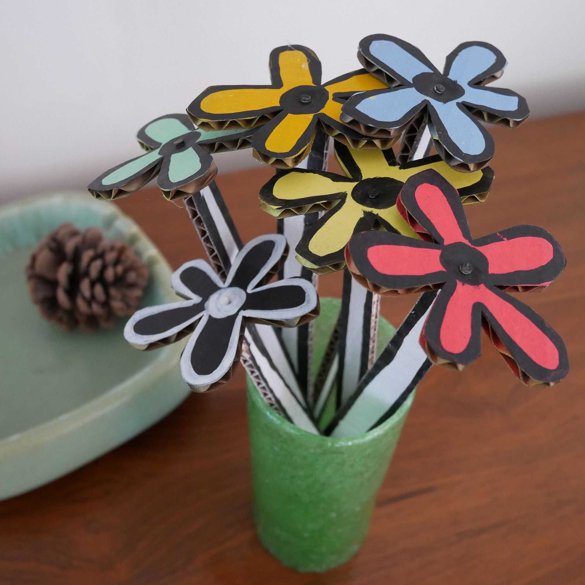 How To Craft Flowers with Cardboard